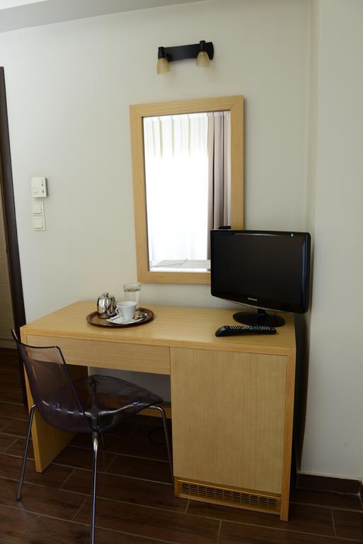 Ionion Hotel Kyparissia Quarto foto
